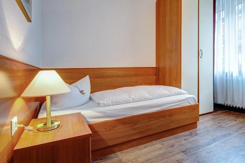 ***  Hotel Antares Muenchen Tyskland