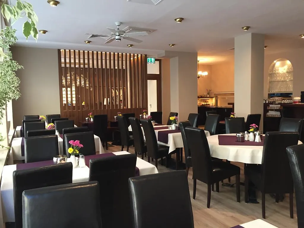 Hotel Antares Muenchen  München